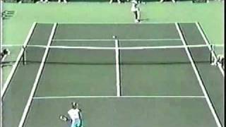 Chris Evert d Steffi Graf  1986 Lipton International finals [upl. by Resay672]