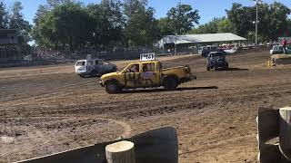 Figure 8 Racing in Nashua Fair  1pm 9224 Mini Madness Feature [upl. by Ennylcaj616]