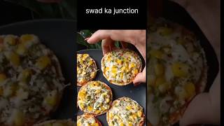 Ghar per banaen Dominos jaisa pizza 🍕ek bar khaoge bar bar banaogeBread pizza with boiled corn [upl. by Baron]