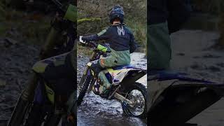 LEATT 45 HYDRADRI ENDURO WATERPROOF BOOTS [upl. by Nailluj]