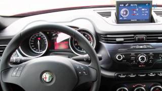 Alfa Romeo Giulietta Quadrifoglio Verde  test regioMoto [upl. by Eeimaj]