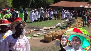 DANSE TRADITIONNELLE DES FEMMES DU BOIS SACRÉ DE MLOMP KASSA [upl. by Fanechka]