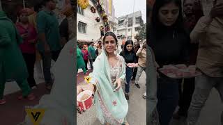 Nimrat Kaur Spotted At The Gurudwara On The Occassion Of Guru Nanak Jayanti [upl. by Nojed280]