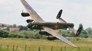 GIANT 16 SCALE RC AVRO LANCASTER 17ft SPAN  MWM WARBIRDS MODEL AIRCRAFT SHOW BARTONS POINT  2012 [upl. by Mac]