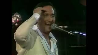 Neil Sedaka The dad that everyone remembersWho knows he knows [upl. by Adnahc]