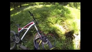 Je me prends un arbre en VTT Descente  DH Crash [upl. by Htesil]