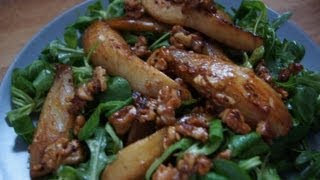 Feldsalat mit Rucola Birnen und karamellisierten Walnüssen  Rezept und Anleitung [upl. by Jeniffer377]