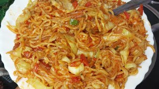 बाहर खाना भूल जाओगे जब घर पर ही ऐसी चटपटी टेस्टी मैगी बनाओगे Street style Maggi masala Maggi recipe [upl. by Ragland]