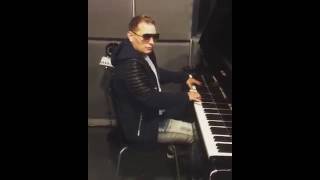 Scott Storch Playing Some Of His Mega hits On The Piano [upl. by Brendan]