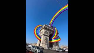 La vidéo de lArc de Triomphe encerclé par un arc en ciel à loccasion du mois des fiertés [upl. by Fornof]