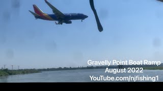 Gravelly Point boat ramp to watch plane landing at Reagan national airport in Washington DC [upl. by Nima96]