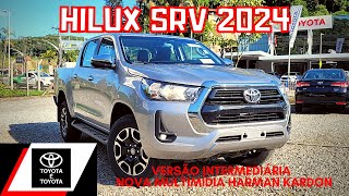 TOYOTA HILUX SRV 2024 TURBO DIESEL 4X4 0KM COM NOVA MULTIMÍDIA DETALHES DO INTERIOR E EXTERIOR [upl. by Quiteri970]