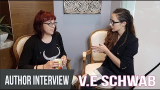 Interview with Victoria Schwab VE Schwab 😻 [upl. by Bogosian]