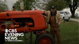 Indiana towns beloved 90yearold gravedigger continues to inspire [upl. by Kemeny]