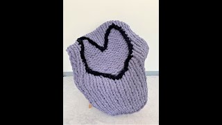 HAND KNIT A CHUNKY BLANKET WITH HEART [upl. by Ludba]