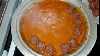 Tajine boulettes petits pois طاجين الكفتة بالجلبانة و الجزر من الذ مايكون [upl. by Rosene]