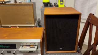 Realistic Modulaire 8 121487B Am FM 8 Tracks Stereo System Demo [upl. by Kaycee]