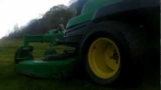 John Deere Z830A Commercial Zero Turn w LOUD WHEEL MOTORcutting grassHD [upl. by Caldera415]