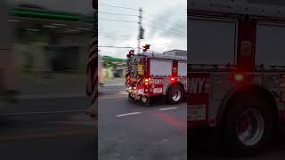 FDNY quotCHARGIN INquot Awesome Engine 321 Gerritsen Beach NYC shorts fdny firetruck brooklyn nyc [upl. by Alroi]