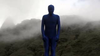 HOMME BLEU  BLUE MAN  PERFORMANCE  VOLCAN LA SOUFRIÈRE  GUADELOUPE [upl. by Anderer967]