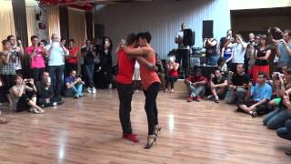 Kizomba Lift technic with Morenasso and Anaïs Millon at PTF 2013 [upl. by Rolfe]