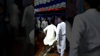 Abhi toh party Shuru hui haidance viralvideo [upl. by Eittah921]