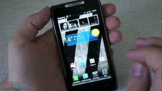 Обзор Motorola RAZR XT910 часть 1 из 2 дизайн и интерфейс [upl. by Yssenhguahs]