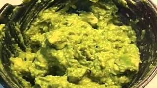 Noreens Kitchen Tid Bit Quick and Easy Guacamole [upl. by Shauna]