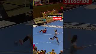 Best goalkeeper save in handball 💫🥅 bestofhandball handball trending handballhighlights sports [upl. by Duahsar]