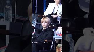 V reaction when jisoo appeared on screen 😍🤭 jisoo kimtaehyung [upl. by Navoj]