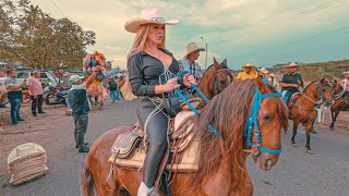 Stunning Women Riding Horses in Colombia 😍 [upl. by Benedetto832]