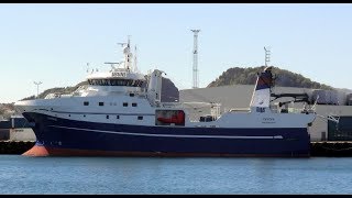 Russian Trawler PECHORA Barents Sea 2016 [upl. by Asyal123]