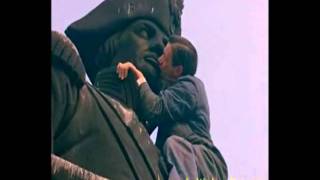 Cleaning Nelsons Column [upl. by Ejrog]