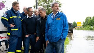 Bayern Zehntausende Helfer wegen Hochwasser im Einsatz [upl. by Kostival]