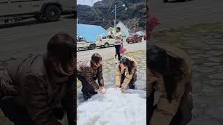 Borobjwng gelebai dose 🥶 Played with Snow 🤩 snow mountains shorts shortvideo ytshorts sikkim [upl. by Pazia]