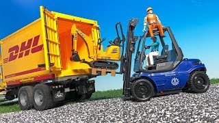 BRUDER Spielwaren Container Truck UPS 😊Children EXCAVATOR Forklift Kinder LKW bruder bagger [upl. by Entroc292]