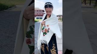 Popular new productLuxurious shoulder shawl bright and delicate colors shortvideo [upl. by Thornie]