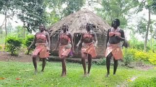 Amazing Dance Akello Dako By Docky Sandi [upl. by Ainesej]