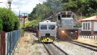 trem da FCA passando pela estação de formiga MG [upl. by Irtimd]