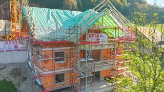 Der Dachstuhl ist drauf 🏠 BaustellenUpdate SunleitnResidenz im Salzkammergut [upl. by Shamus]