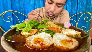 My fav way to prepare and eat noodles with different types of greens and half fried egg [upl. by Ylrebmyk]