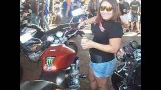 ALINE E ANA ACELERANDO EM MOTO FEST OURINHOS [upl. by Nnylaehs256]