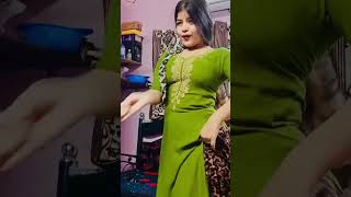 Salame ishq meri jaan jara kabul kar lo Hindi Bollywood song short video umayadav dance bollywood [upl. by Ydnim]