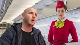 Roxh Dibrani  Debat më stjuardesen ne avion 🤣 [upl. by Sibley]