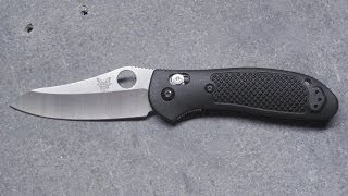 Benchmade Griptilian 550 My Favorite Everday Carry EDC Hiking Knife [upl. by Devi]