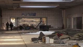 American shopping malls struggle to survive [upl. by Seira720]