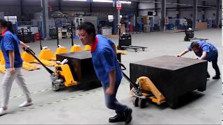 1500kg hand pallet truck VS semi electric pallet truck use for normal pallet transport [upl. by Blanchette]