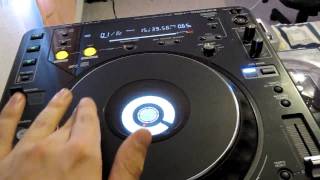 Pioneer CDJ 1000 MK3 with Serato Scratch Live [upl. by Ylreveb]