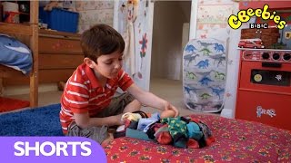 CBeebies Topsy and Tim and the Dinosaur Egg [upl. by Aihsa307]