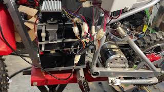 How to Over volted a Razor SX500 Dirt Bike 48V 15Ah SLA batteries stock look w potentiometer [upl. by Theadora]